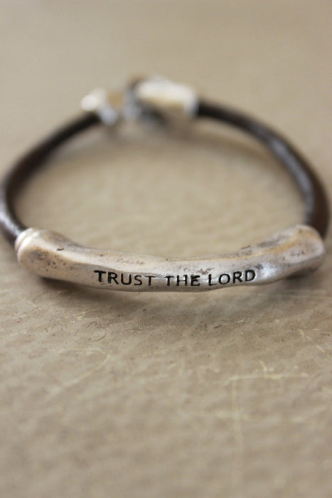 "Trust the Lord" Textured Message Bar Bracelet